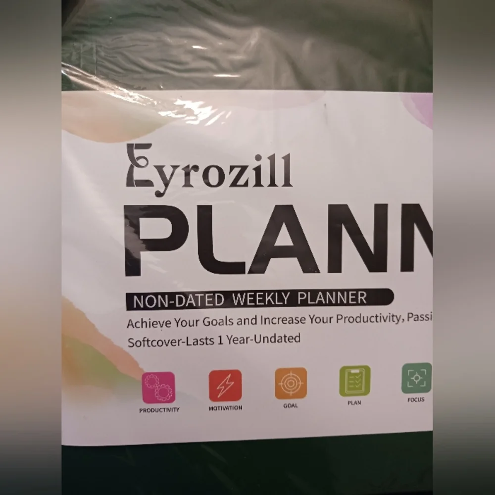 Eyrozill Daily Planner Leather-like HardcoverUndated Green Weekly New Sealed